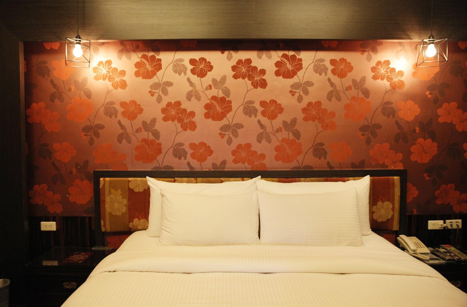 Go Shine Motel Pingtung Kültér fotó