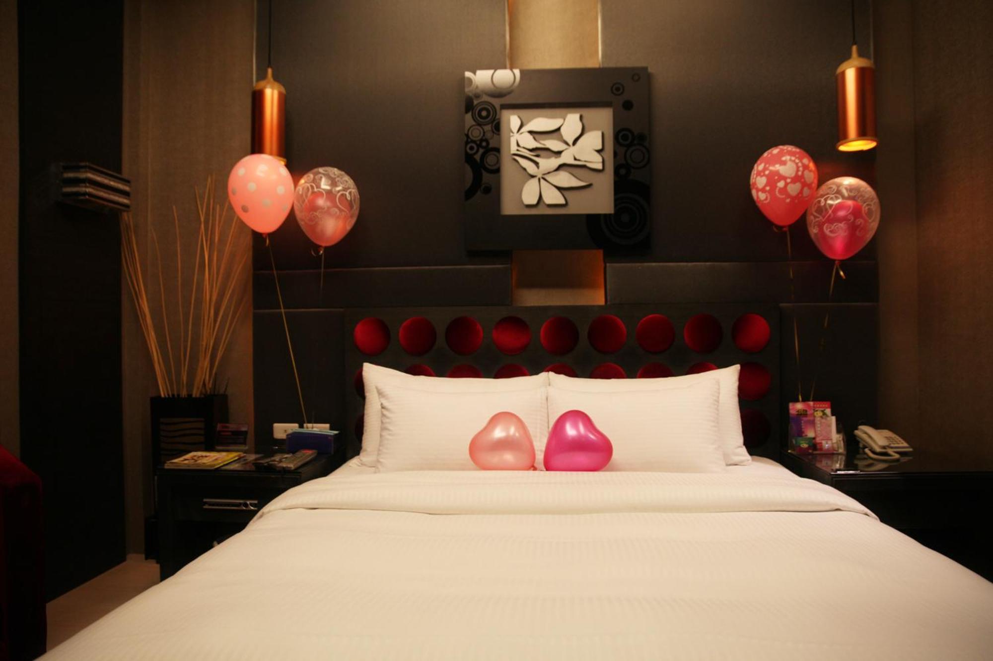 Go Shine Motel Pingtung Kültér fotó