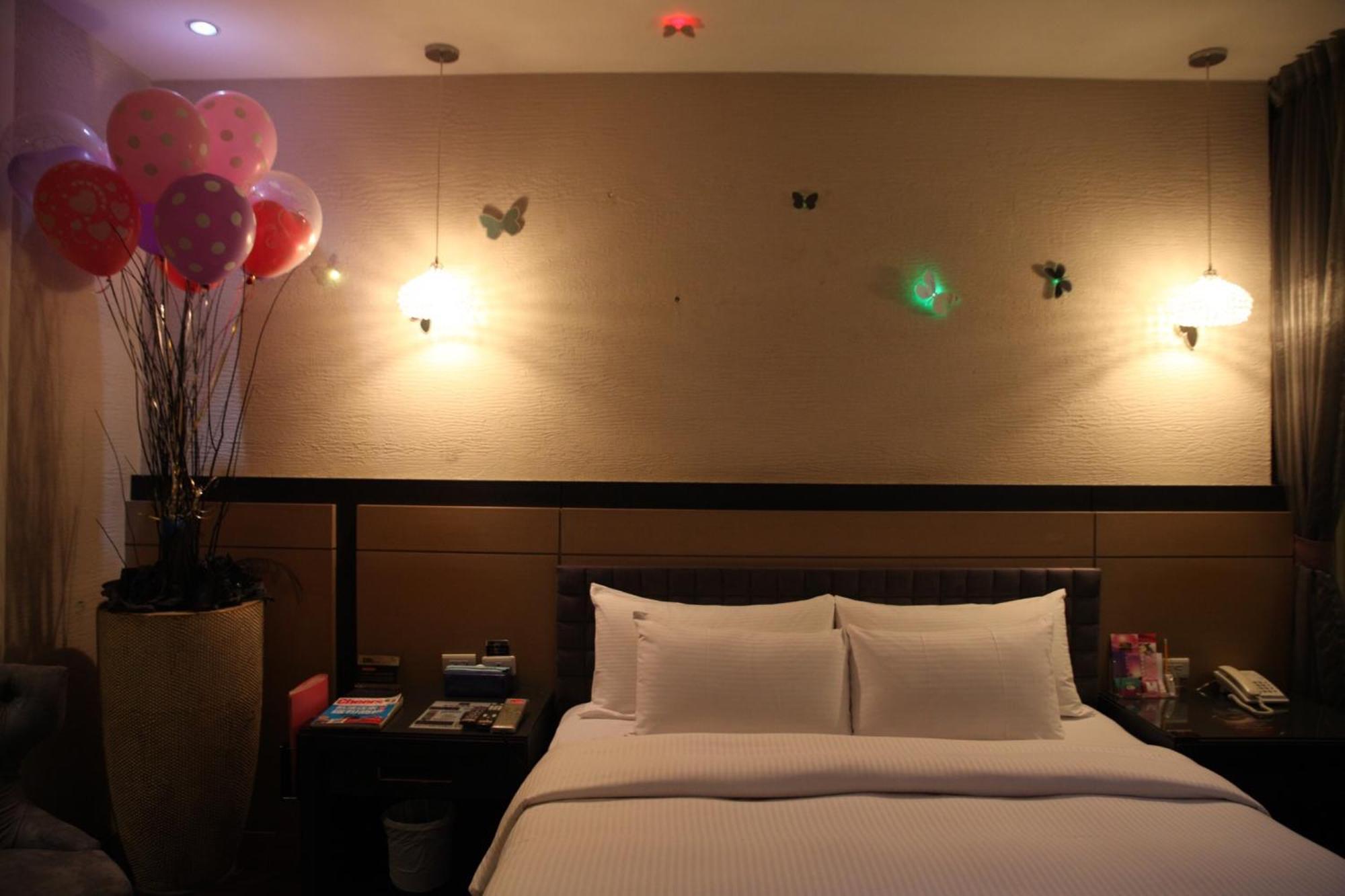 Go Shine Motel Pingtung Kültér fotó