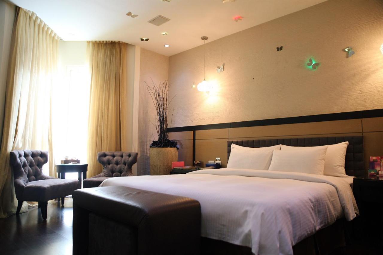 Go Shine Motel Pingtung Kültér fotó